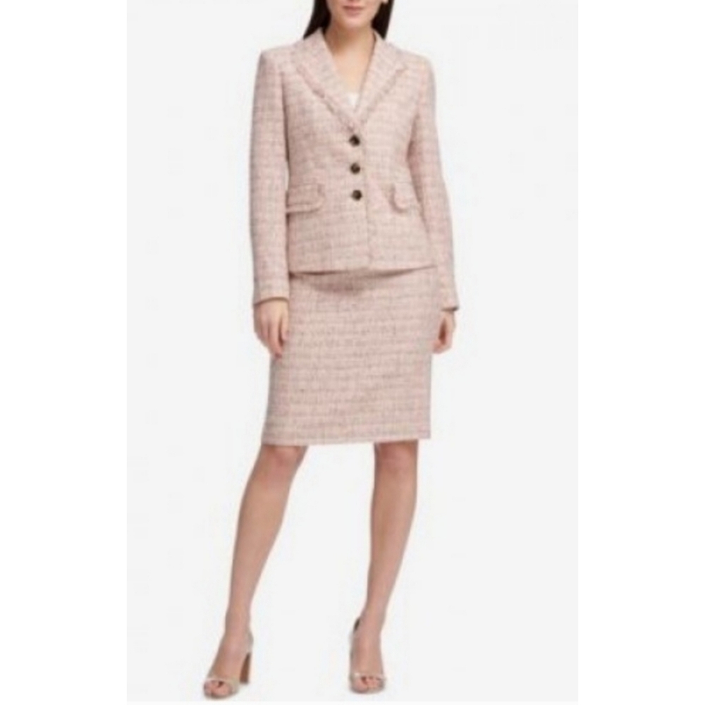 DKNY FRINGE TWEED SKIRT SUIT 🆕